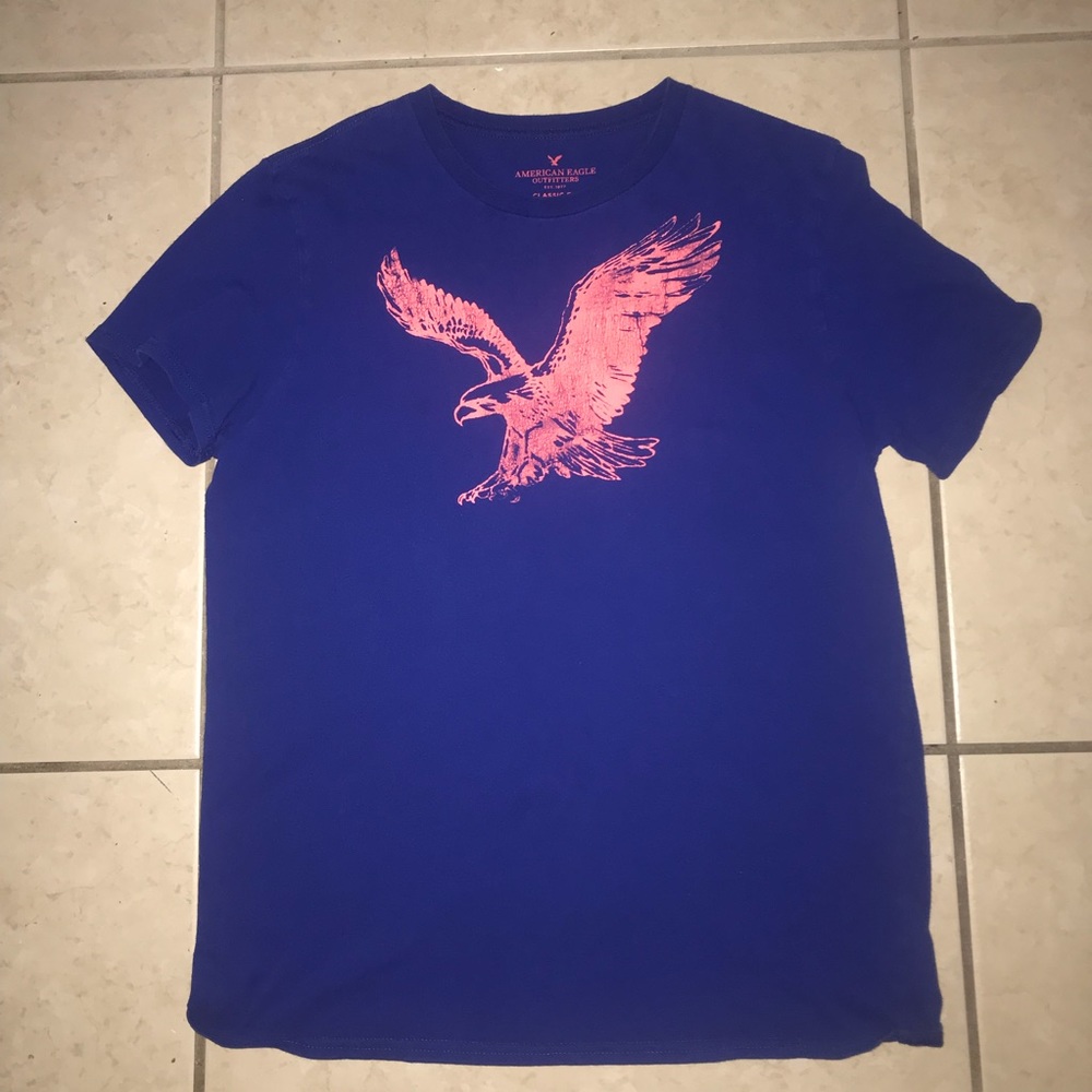 blue shirt